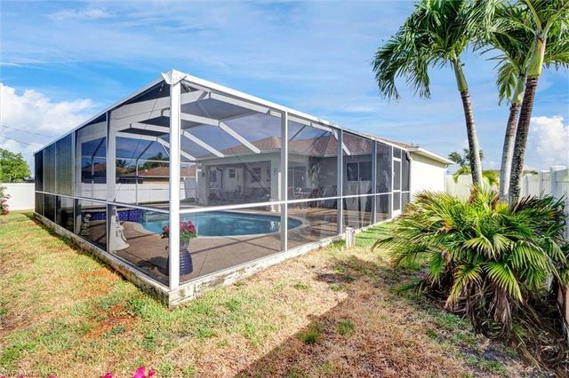 1100 NE 15th ST, Cape Coral, FL 33909
