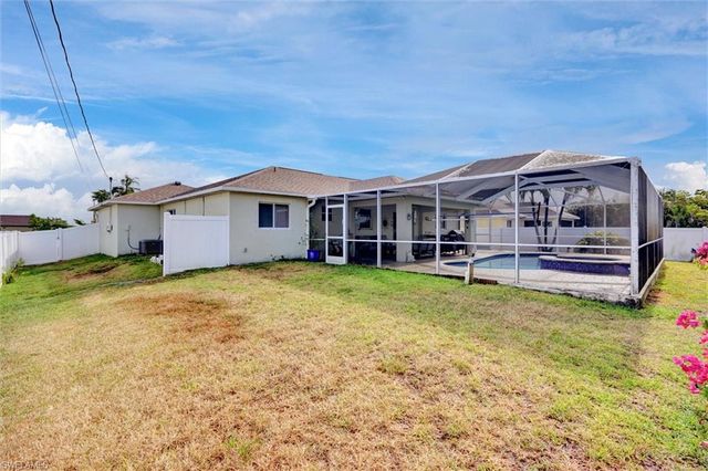 1100 NE 15th ST, Cape Coral, FL 33909