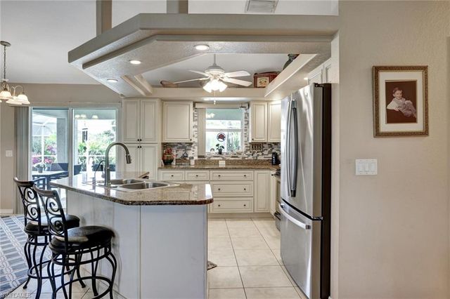 1100 NE 15th ST, Cape Coral, FL 33909