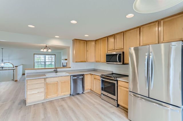 15150 Fanning Drive N, Hugo, MN 55038
