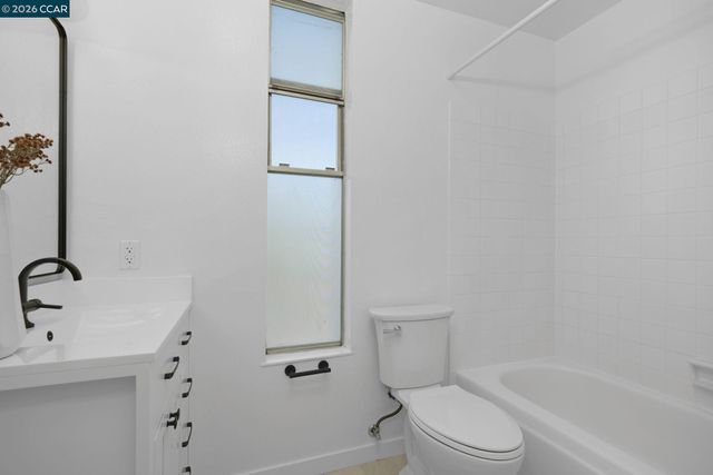 2840 Royal Ann Ln, Concord, CA 94518