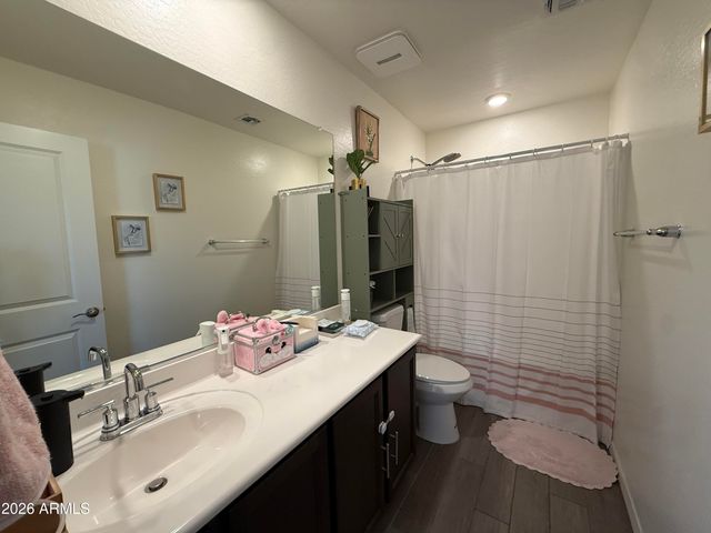 8804 W JEFFERSON Street, Tolleson, AZ 85353
