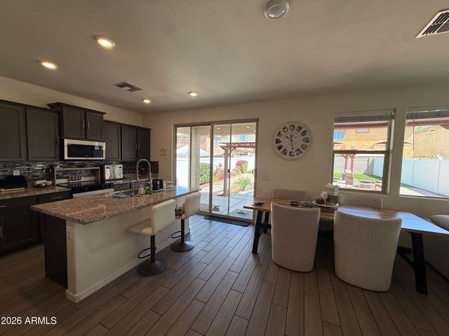 8804 W JEFFERSON Street, Tolleson, AZ 85353