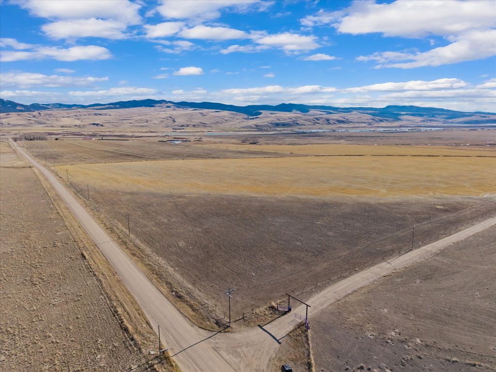 283 Cummoch Drive, Deer Lodge, MT 59722 photo 32