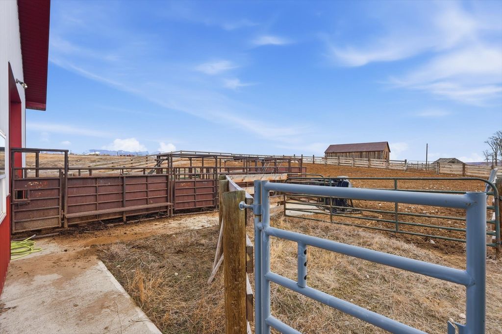 283 Cummoch Drive, Deer Lodge, MT 59722 photo 7