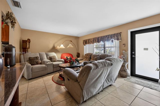 9522 Affirmed Ln, Boca Raton, FL 33496