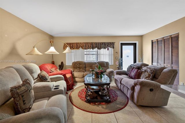 9522 Affirmed Ln, Boca Raton, FL 33496