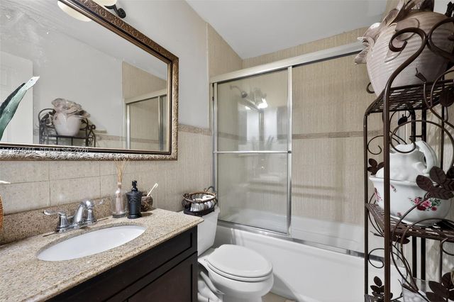 9522 Affirmed Ln, Boca Raton, FL 33496