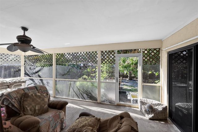 9522 Affirmed Ln, Boca Raton, FL 33496