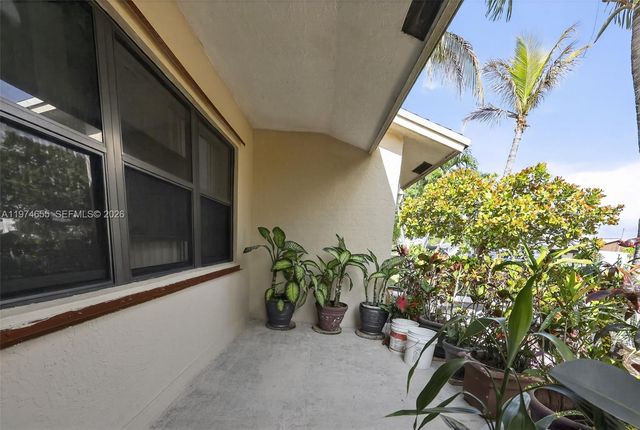 9522 Affirmed Ln, Boca Raton, FL 33496