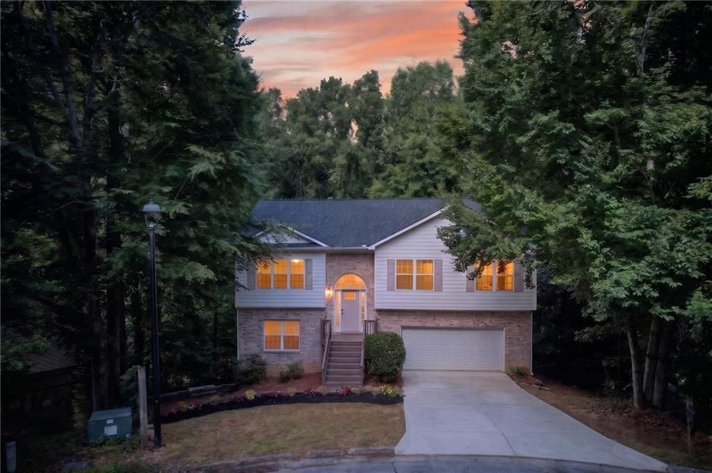 9917 Silver Leaf Court, Douglasville, GA 30135