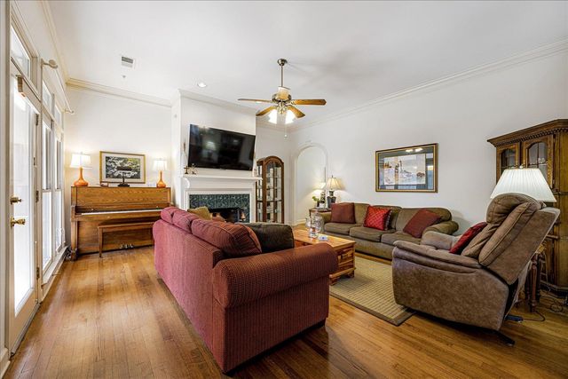 1727 VILLAGE RIDGE RD, Collierville, TN 38017