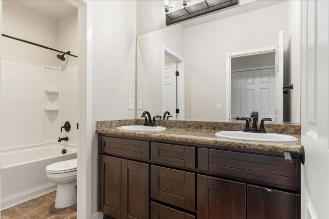 2001 Stone Wood Loop, Marysville, CA 95901