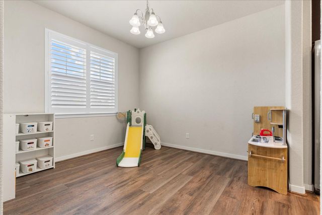 2001 Stone Wood Loop, Marysville, CA 95901