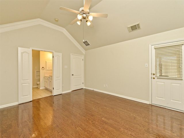 11 Troon DR, Austin, TX 78738