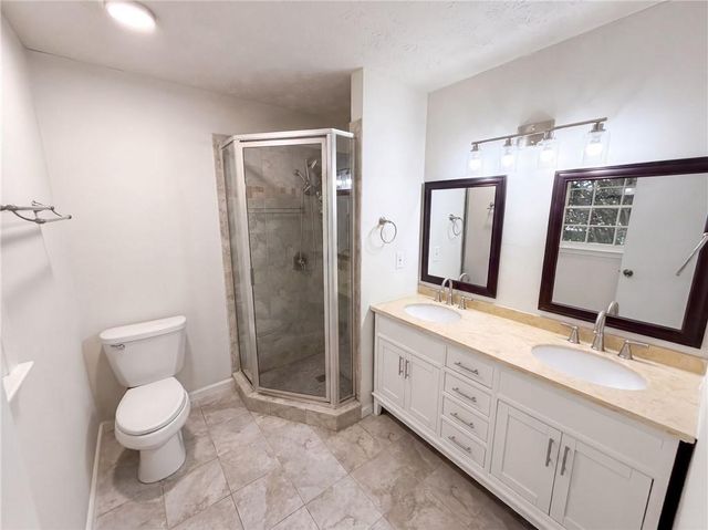 1825 Marsh Creek Drive, Lawrenceville, GA 30043