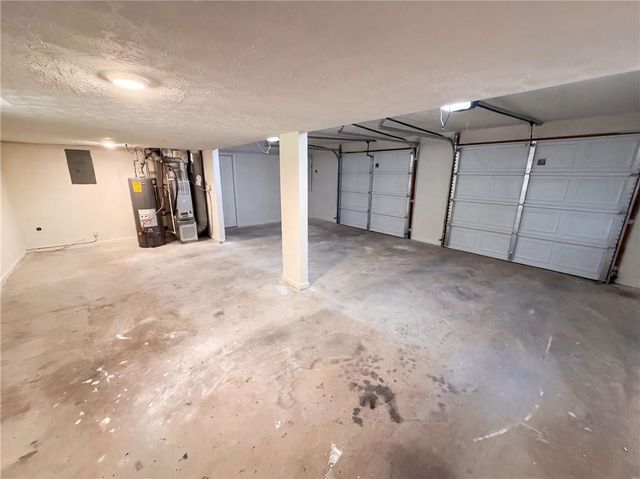 1825 Marsh Creek Drive, Lawrenceville, GA 30043
