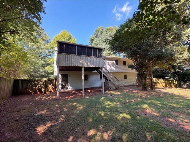 1825 Marsh Creek Drive, Lawrenceville, GA 30043