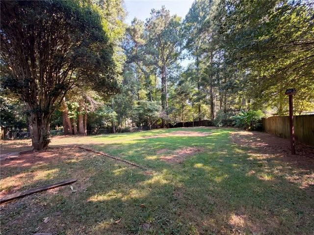 1825 Marsh Creek Drive, Lawrenceville, GA 30043