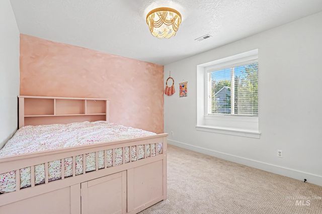 2340 S Alaska Way, Meridian, ID 83642