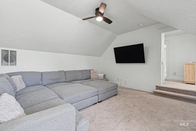 2340 S Alaska Way, Meridian, ID 83642
