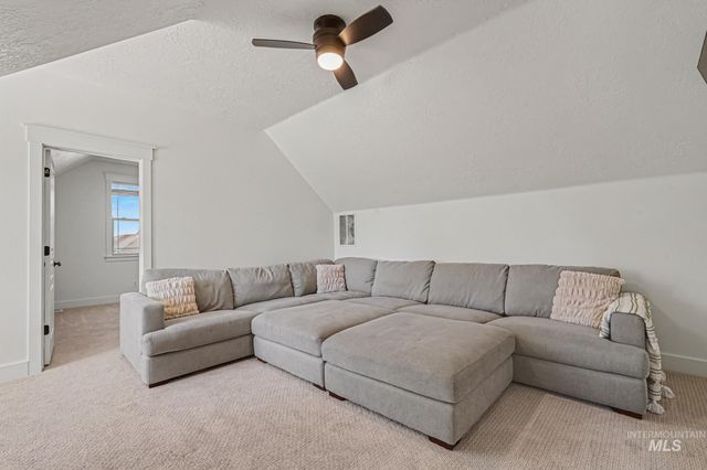2340 S Alaska Way, Meridian, ID 83642