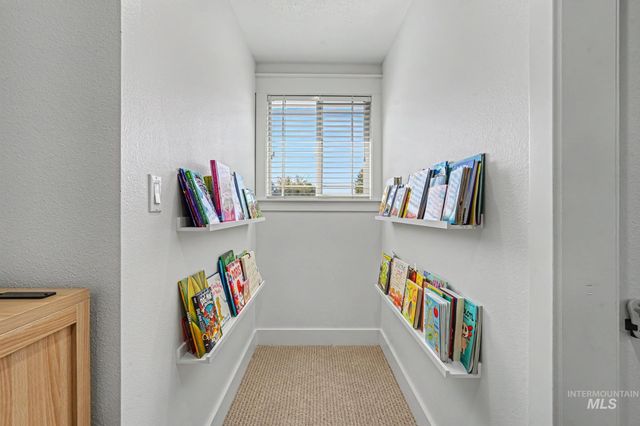 2340 S Alaska Way, Meridian, ID 83642