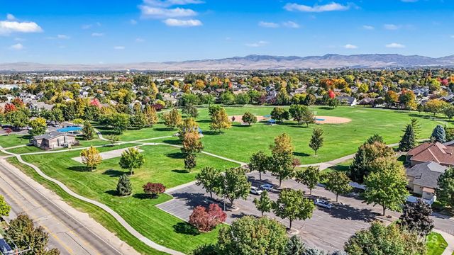 2340 S Alaska Way, Meridian, ID 83642