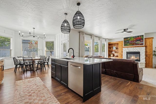 2340 S Alaska Way, Meridian, ID 83642
