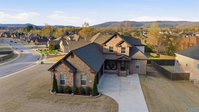 8045 SE Goose Ridge Drive, Owens Cross Roads, AL 35763