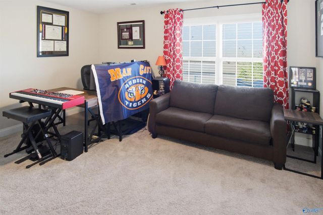 8045 SE Goose Ridge Drive, Owens Cross Roads, AL 35763