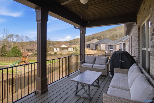 8045 SE Goose Ridge Drive, Owens Cross Roads, AL 35763