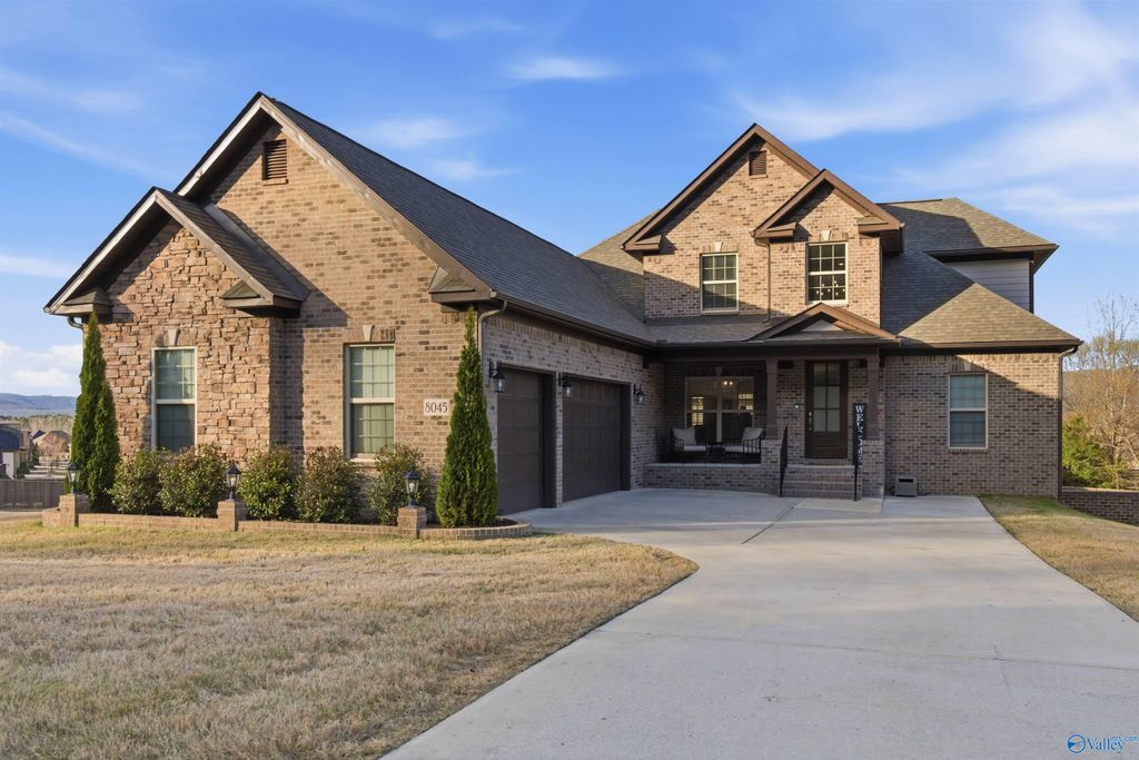 8045 SE Goose Ridge Drive, Owens Cross Roads, AL 35763