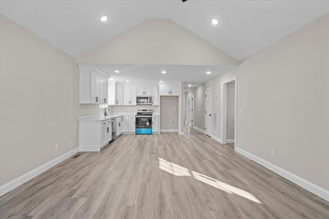 1802 Malone Dr, Dalton, GA 30721