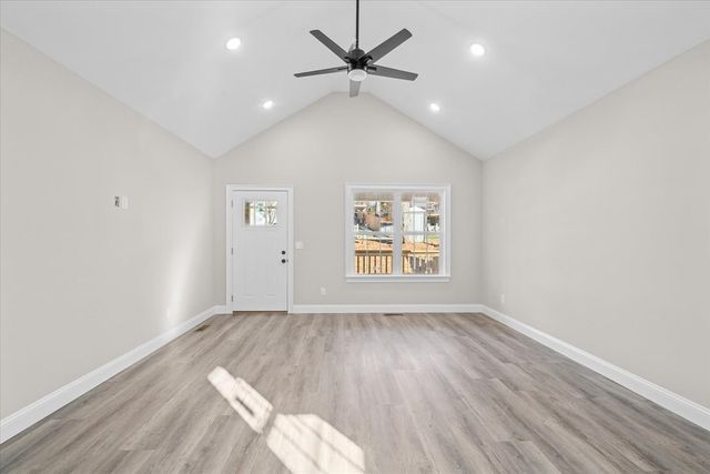 1802 Malone Dr, Dalton, GA 30721