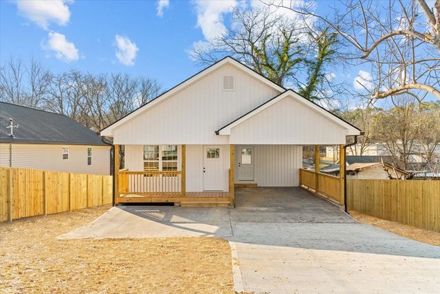 1802 Malone Dr, Dalton, GA 30721