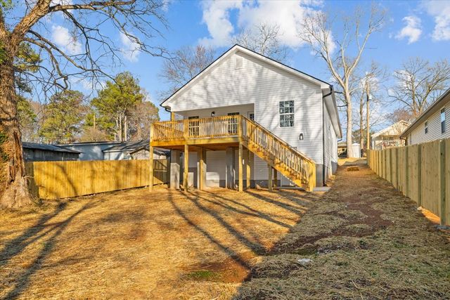 1802 Malone Dr, Dalton, GA 30721