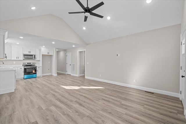 1802 Malone Dr, Dalton, GA 30721