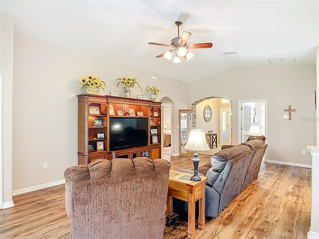 16304 SW 14TH COURT, Ocala, FL 34473