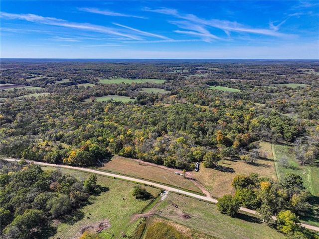 5125 SE 601 Road, Collins, MO 64738