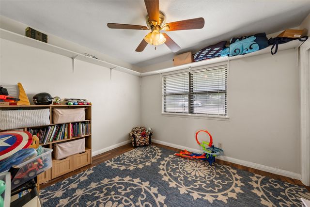 608 W Spring Street, West, TX 76691