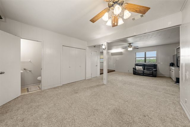608 W Spring Street, West, TX 76691