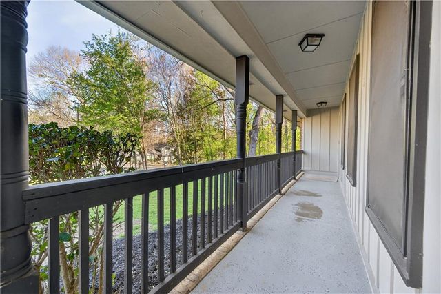 4031 Chestnut Drive, Flowery Branch, GA 30542