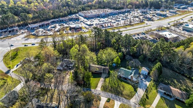 4031 Chestnut Drive, Flowery Branch, GA 30542