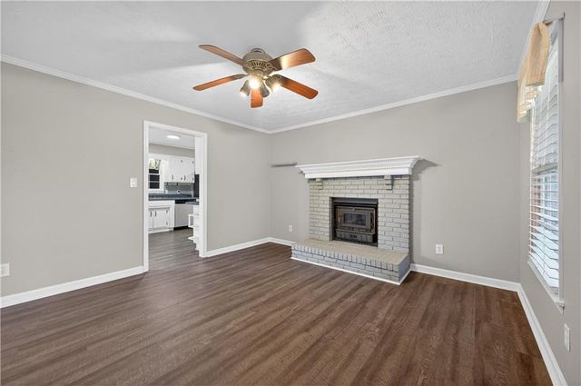 4031 Chestnut Drive, Flowery Branch, GA 30542