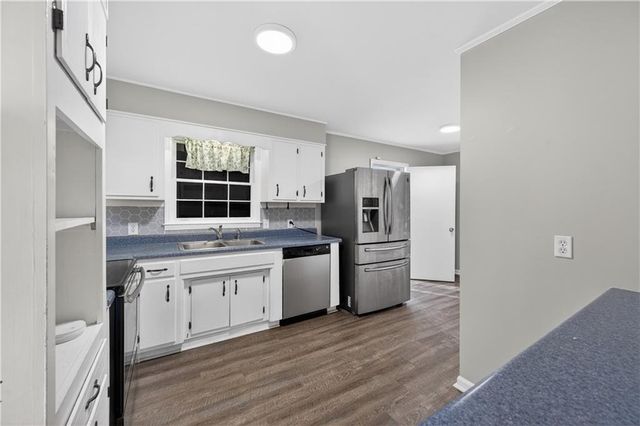 4031 Chestnut Drive, Flowery Branch, GA 30542