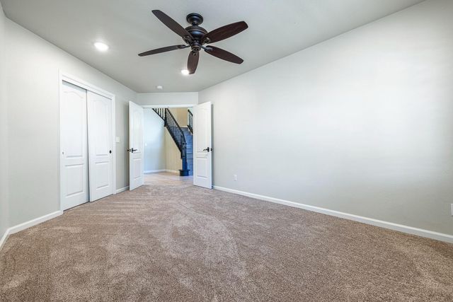 9396 N St Martin Drive, Fresno, CA 93720