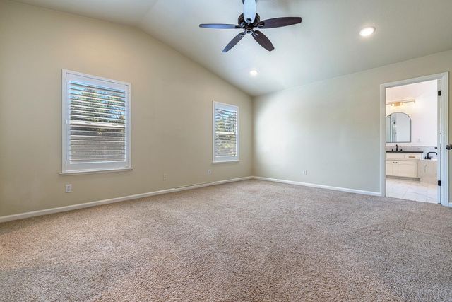 9396 N St Martin Drive, Fresno, CA 93720