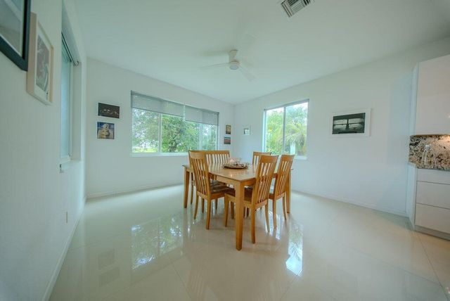 163 Bella Vista Way, Royal Palm Beach, FL 33411