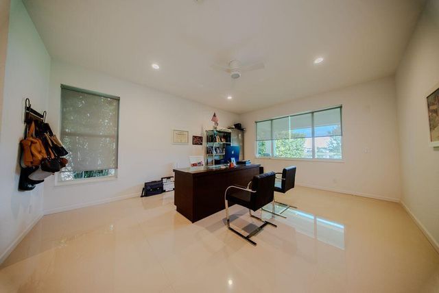 163 Bella Vista Way, Royal Palm Beach, FL 33411